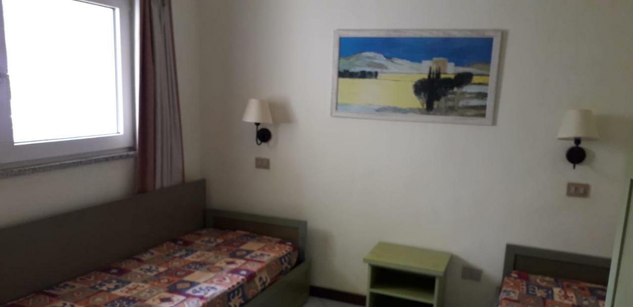 Bouganville Residence อิโซลา โรสซา ภายนอก รูปภาพ